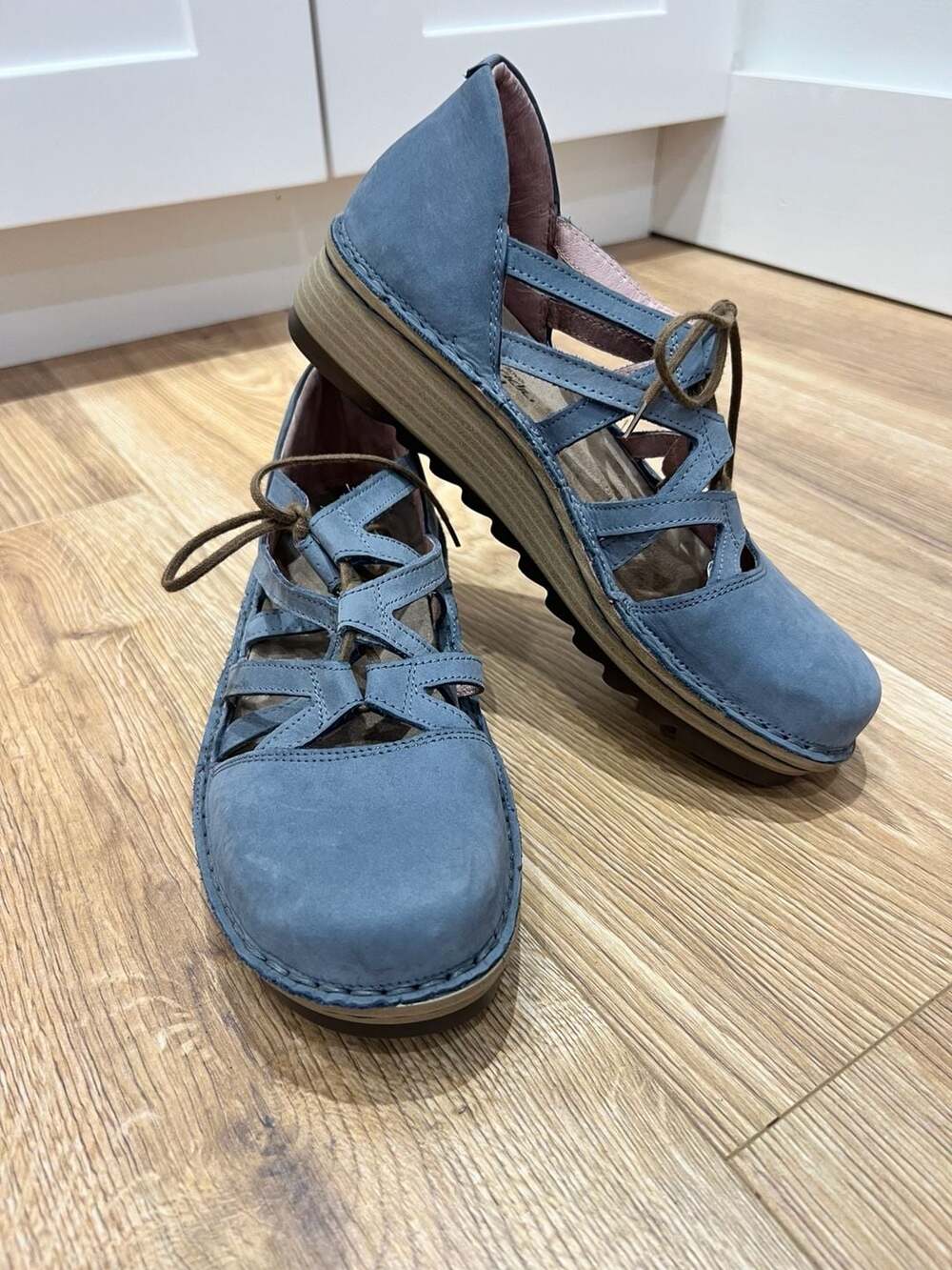 Naot Calathea Ghillie Blue Nubuck Lace Up Leather Covered Toe Shoes Size 37